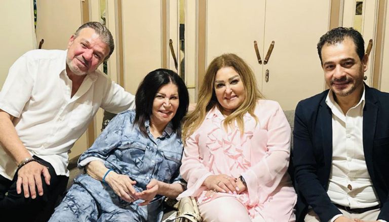 تطورات الحالة الصحية للفنانة نجوى فؤاد.. آلام مستمرة في العمود الفقري - صورة 1