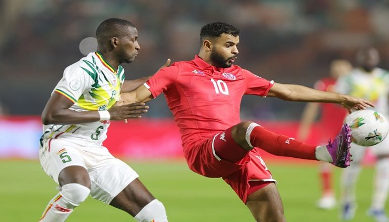 مدرب بلوزداد لـ&laquo;العين الرياضية&raquo;: قادرون على مفاجأة الزمالك.. ومونديال ميسي ورونالدو سيكون ضعيفا - صورة 3