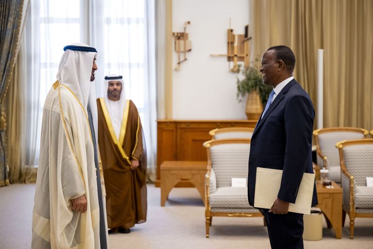 محمد بن زايد لسفراء جدد معينين لدى الإمارات: ستجدون كل الدعم - صورة 2