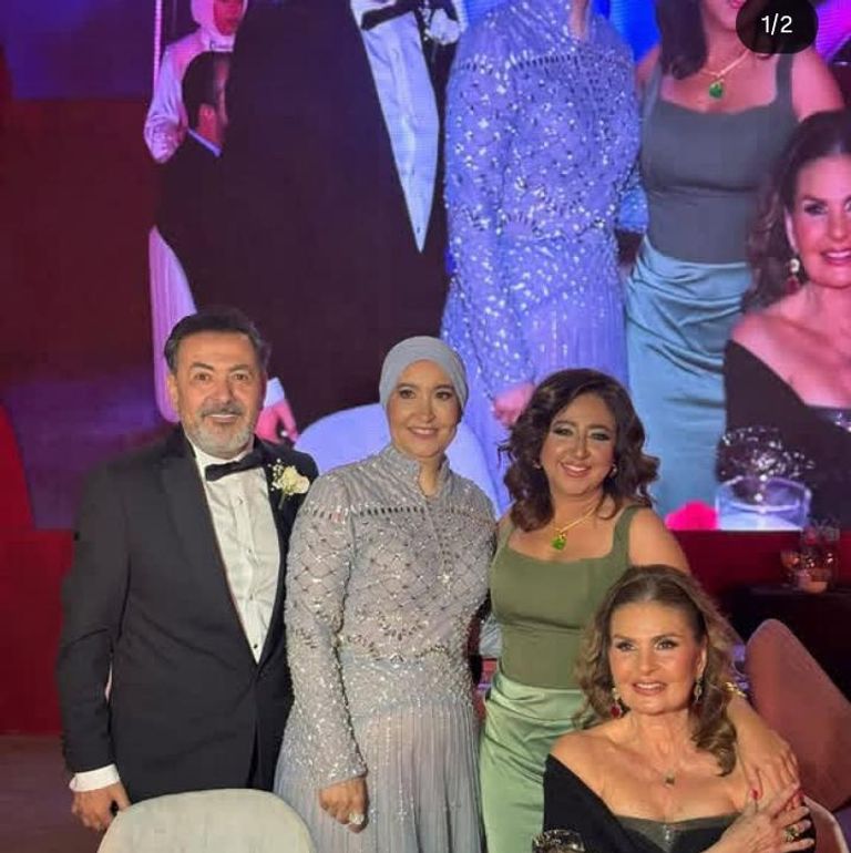 زفاف ابنة خيري رمضان بحضور نجوم الفن والمجتمع (صور) - صورة 1