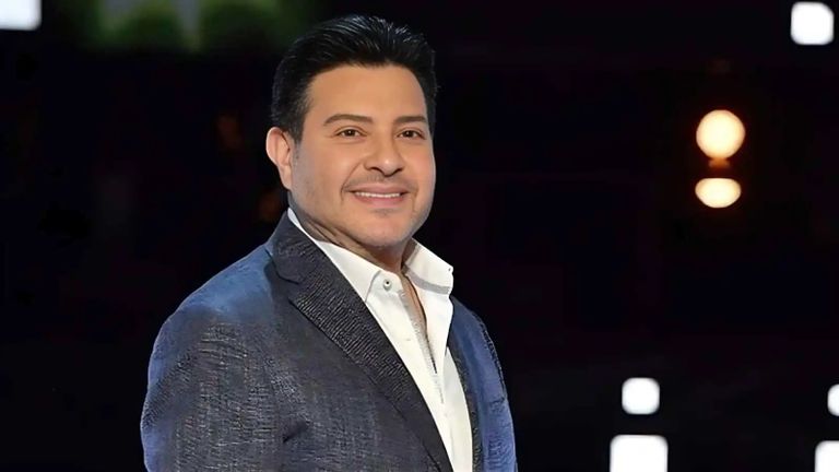 أمير الغناء هاني شاكر.. رحلة صوت يقاوم المرض - صورة 1