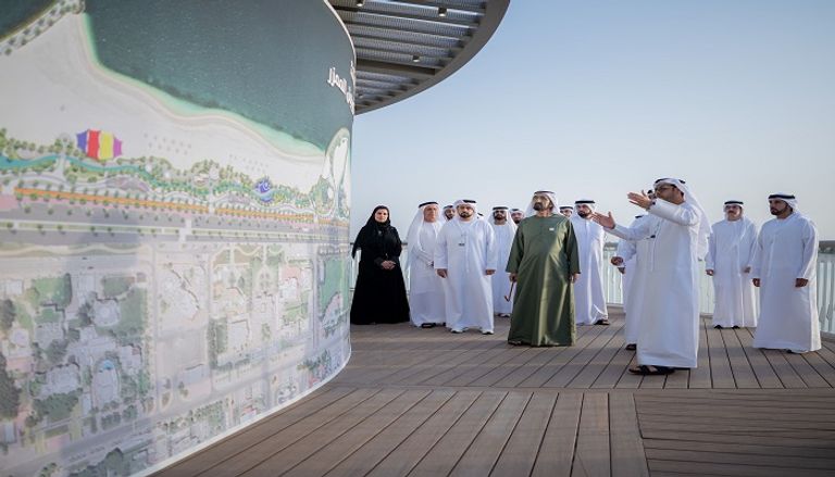 محمد بن راشد يتفقد مشروع شواطئ الممزر.. أجمل وجهة شاطئية عائلية بدبي - صورة 1
