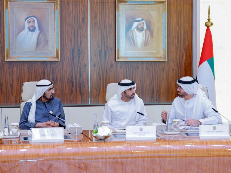 محمد بن راشد يعلن إطلاق المنظومة الجديدة لحكومة الإمارات.. تحول بنسبة 50% للذكاء الاصطناعي - صورة 2