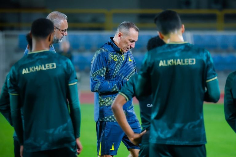 تجربة إماراتية سابقة.. من هو جورجيوس دونيس مدرب المنتخب السعودي؟ - صورة 1