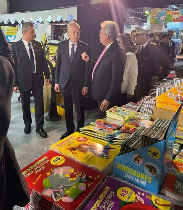 بمشاركة 37 دولة.. افتتاح الدورة الأربعين لمعرض تونس الدولي للكتاب - صورة 1