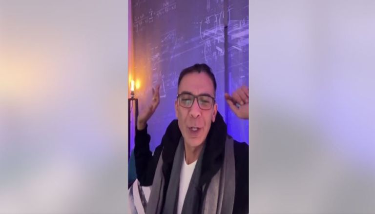 البث المباشر الأخير لضياء العوضي 7 سجائر في ساعة واحدة.. آخر بث مباشر لضياء العوضي يفتح ملف التدخين داخل «نظام الطيبات» - صورة 1