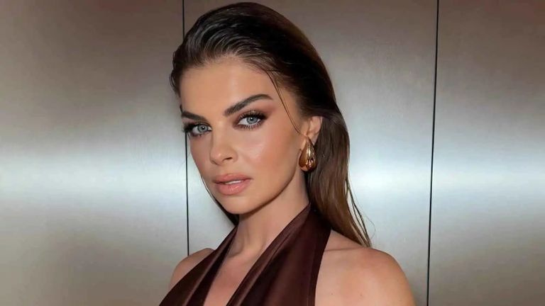 نهاية زواج استمر 12 عاما.. انفصال نجمة «حريم السلطان» بيلين كارهان - صورة 1
