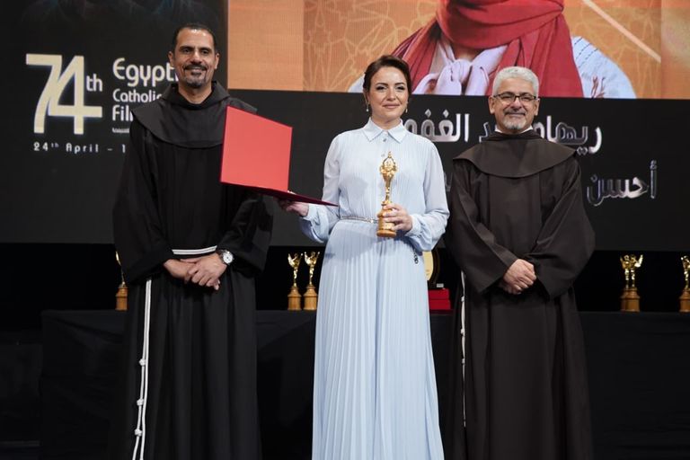 مهرجان المركز الكاثوليكي يكرم أحمد مالك وريهام عبدالغفور (صور) - صورة 8