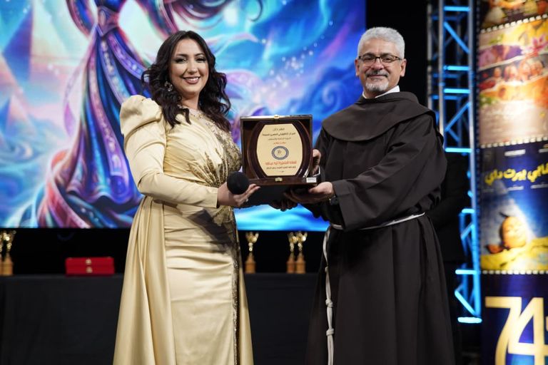 مهرجان المركز الكاثوليكي يكرم أحمد مالك وريهام عبدالغفور (صور) - صورة 14