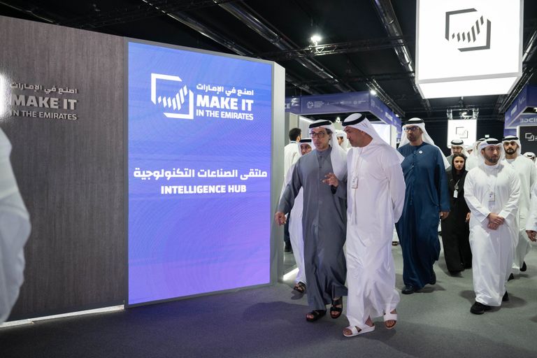 منصور بن زايد: منصة &laquo;اصنع في الإمارات&raquo; ركيزة أساسية لدعم تنويع اقتصادنا - صورة 2