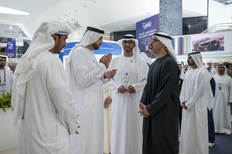 خالد بن محمد بن زايد يشهد جانباً من فعاليات &laquo;اصنع في الإمارات 2026&raquo; - صورة 1