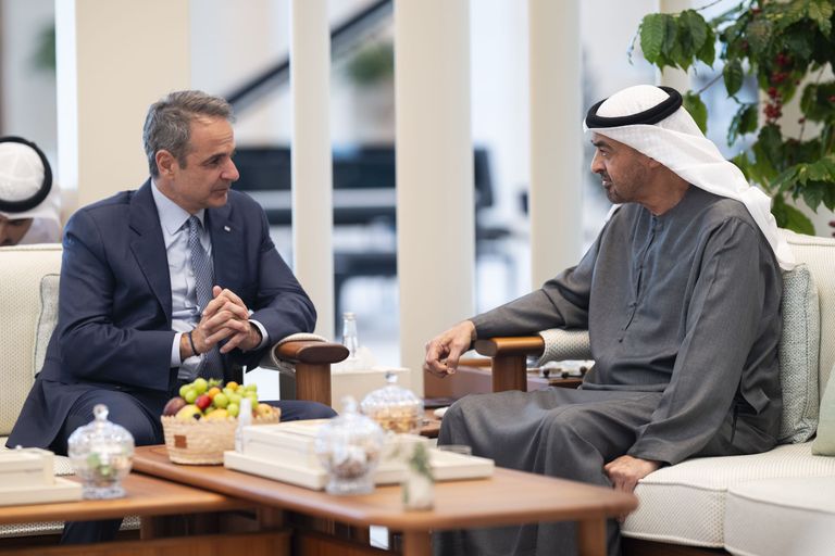 الإمارات واليونان تعززان الشراكة الاستراتيجية الشاملة.. اقتصاد المستقبل ركيزة - صورة 3