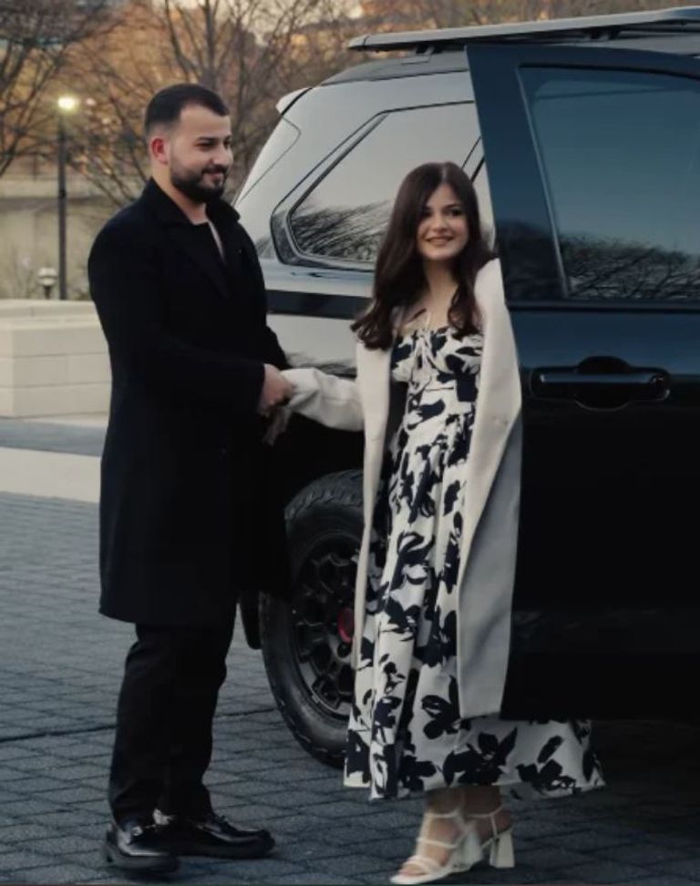 نجمة برنامج &laquo;ذا فويس كيدز&raquo;.. الفنانة ميرنا حنا تعلن خطوبتها رسميا برسالة رومانسية - صورة 1