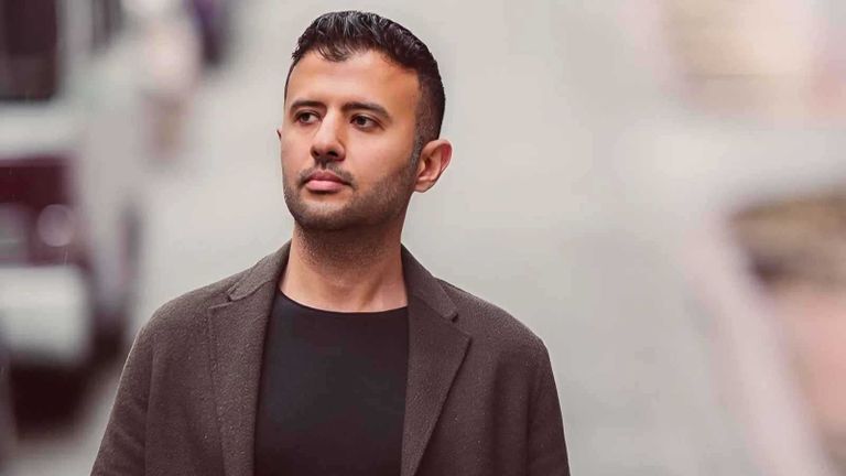 حمزة نمرة يحذر من موسيقى الذكاء الاصطناعي: المليارات تذهب لماكينة - صورة 1
