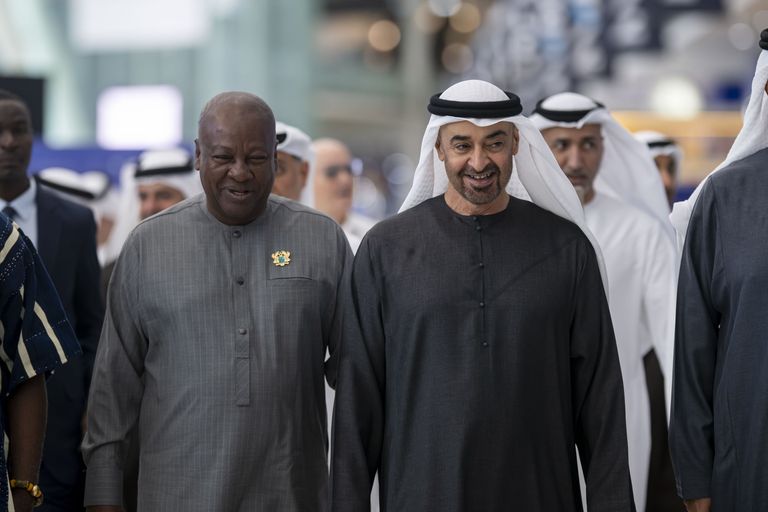 محمد بن زايد ورئيس غانا يبحثان تعزيز العلاقات الاقتصادية على هامش &laquo;اصنع في الإمارات&raquo; - صورة 2