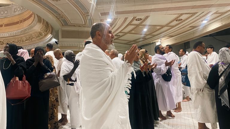 ماذا يقول الحاج في كل منسك؟ دليل أذكار مختصر - صورة 2