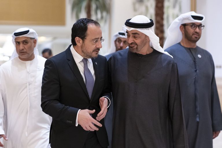 محمد بن زايد يبحث مع رئيس قبرص تعزيز الشراكة الاستراتيجية الشاملة ومستجدات المنطقة - صورة 1