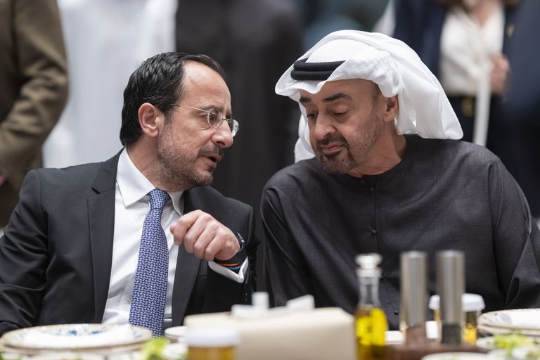 محمد بن زايد يبحث مع رئيس قبرص تعزيز الشراكة الاستراتيجية الشاملة ومستجدات المنطقة - صورة 2