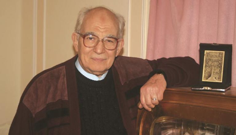 حقيقة تدهور الحالة الصحية للفنان رشوان توفيق.. ابنته توضح التفاصيل - صورة 1