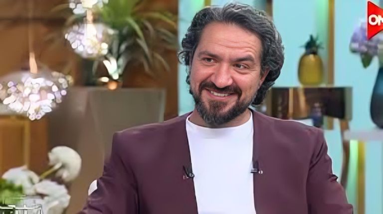 بعد تحذيراته عبر فيسبوك.. محمد القس يوضح حقيقة تعرضه للسرقة - صورة 1
