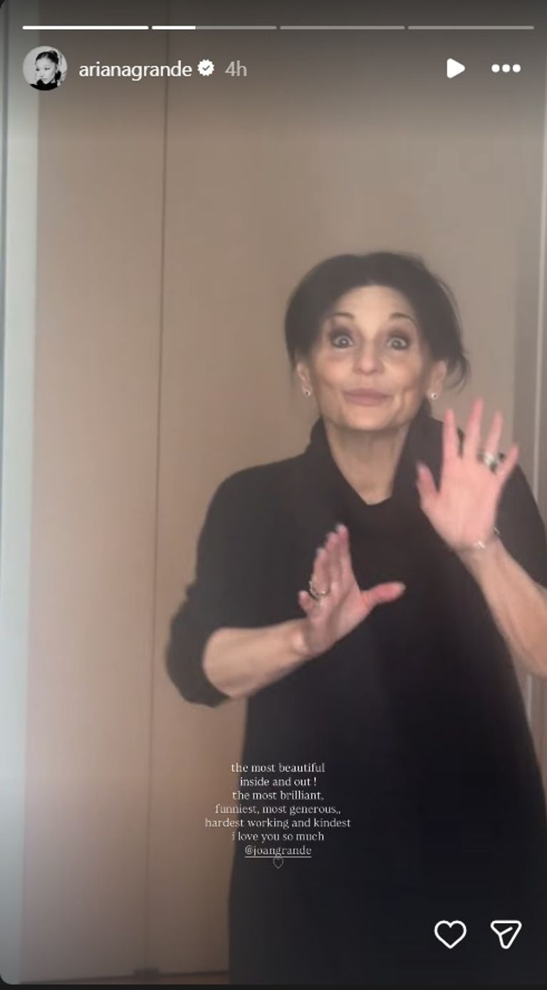 شاهد كيف احتفل نجوم العالم بعيد الأم 2026.. رسائل وصور عائلية - صورة 11