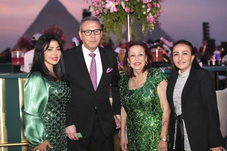 فستان أسطوري وأجواء ملكية.. تفاصيل زفاف ابنة باسل سماقية بحضور النجوم - صورة 14