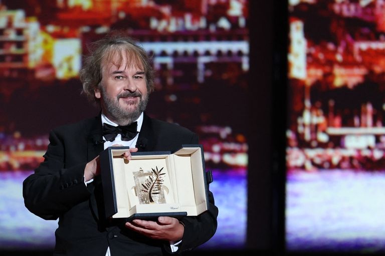 ضربة لفيلم الافتتاح و&laquo;تجربة مرعبة&raquo;.. يوم أول صاخب في مهرجان كان 2026 - صورة 1