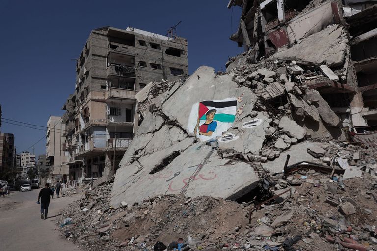 &laquo;يدعم الإرهاب&raquo;.. هجوم إسرائيلي على لامين يامال ورد فلسطيني قوي (صور) - صورة 1