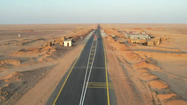 اليمن.. مصرع 5 أشخاص وإصابة 25 في حادث سير بحضرموت - صورة 1