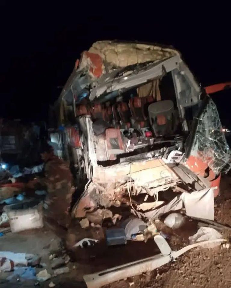 اليمن.. مصرع 5 أشخاص وإصابة 25 في حادث سير بحضرموت - صورة 2