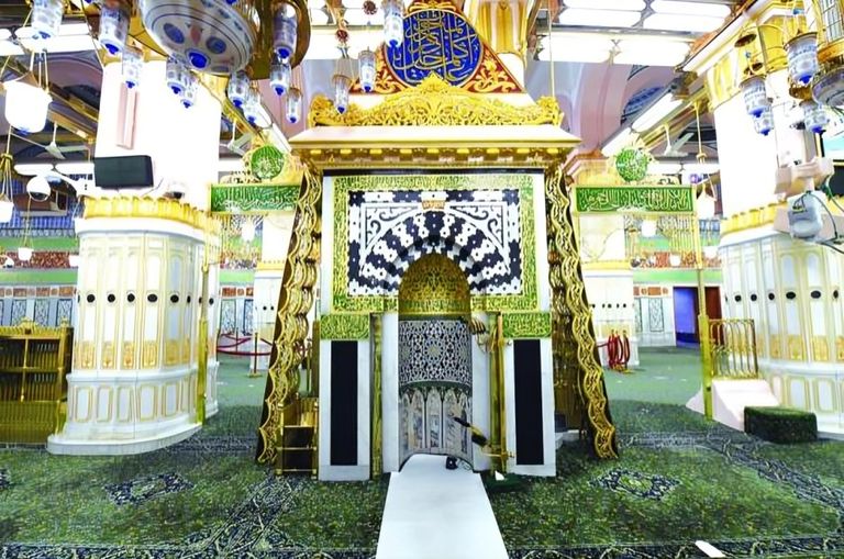 أصوات الحرمين: أشهر مؤذني ومقرئي مكة والمدينة الذين ارتبطت أصواتهم بموسم الحج - صورة 1
