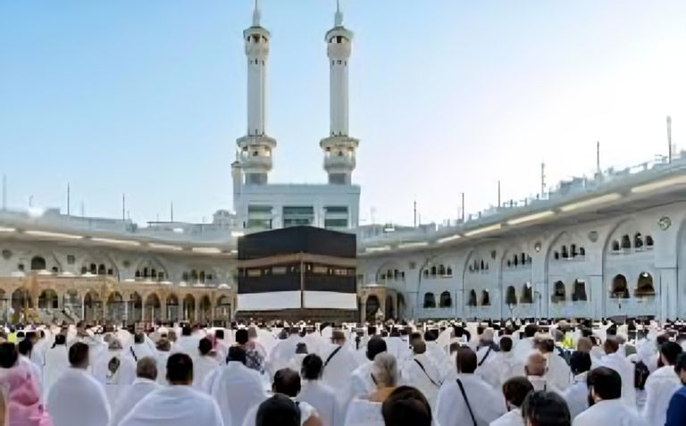 الإفتاء المصرية تعلن موعد وقفة عرفات وأول أيام عيد الأضحى 2026 رسميا - صورة 1