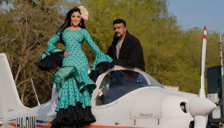 حقيقة صراع ياسمين عبدالعزيز وأحمد العوضي خلال الصيف.. هل تتجدد الخلافات؟ - صورة 2