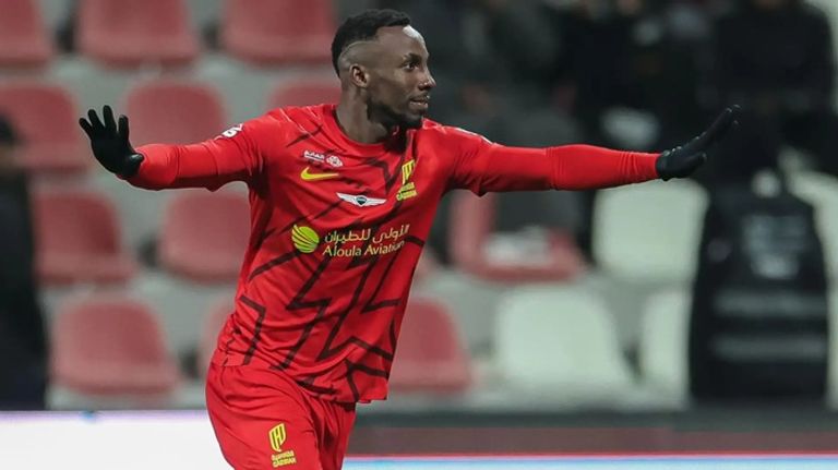جوليان كينيونيس جوائز الأفضل في الدوري السعودي.. كريستيانو رونالدو خارج الصورة - صورة 2
