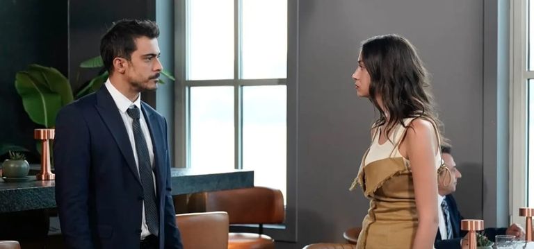 مسلسل «ورود وذنوب» الحلقة 30.. خيانة مدوية تقلب حياة سرحات - صورة 2