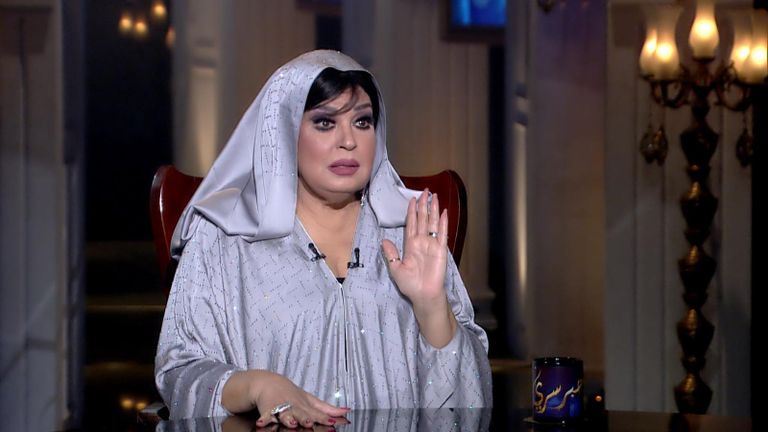 &laquo;العجل هرب والخروف انتحر&raquo;.. مواقف طريفة لفيفي عبده في عيد الأضحى - صورة 1