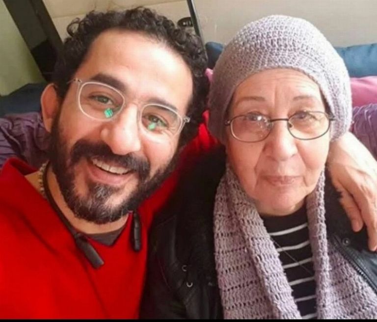 سبب وفاة والدة أحمد حلمي.. تفاصيل الساعات الأخيرة - صورة 1