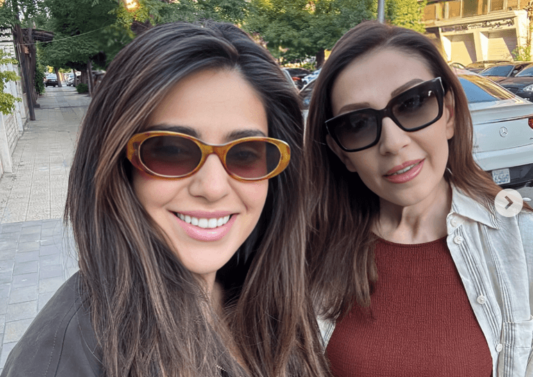 ظهور عائلي يجمع وفاء موصللي بابنتها نايا الأندلس - صورة 1