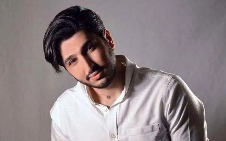 سعد لمجرد يشوق جمهوره لـ&laquo;القمر ديالي&raquo;.. ديو مرتقب مع محمد شاكر - صورة 1
