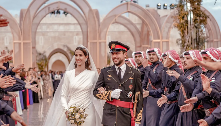 الذكرى الثالثة لزواج الأمير الحسين والأميرة رجوة كيف أمضى الأمير الحسين والأميرة رجوة 3 سنوات من الزواج؟ (صور) - صورة 3