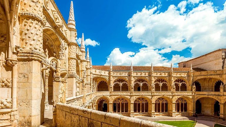 دير جيرونيموس عجائب البرتغال الـ7.. رحلة سياحية عبر تاريخها العريق - صورة 5