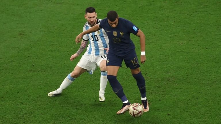 تعويض الفشل وصنع التاريخ.. أحلام ميسي ورونالدو وصلاح في كأس العالم 2026 - صورة 4