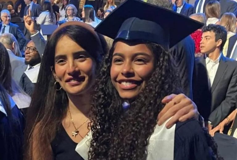 شيرين عبدالوهاب تشارك في مناسبة عامة &laquo;دون ظهور&raquo; - صورة 2
