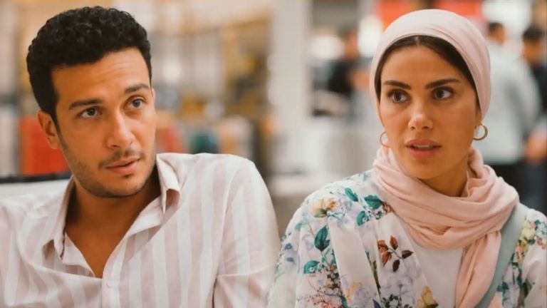 &laquo;ورد على فل وياسمين&raquo; الحلقة 7.. اعتراف عاطفي وطارق ينجو من ورطة - صورة 2