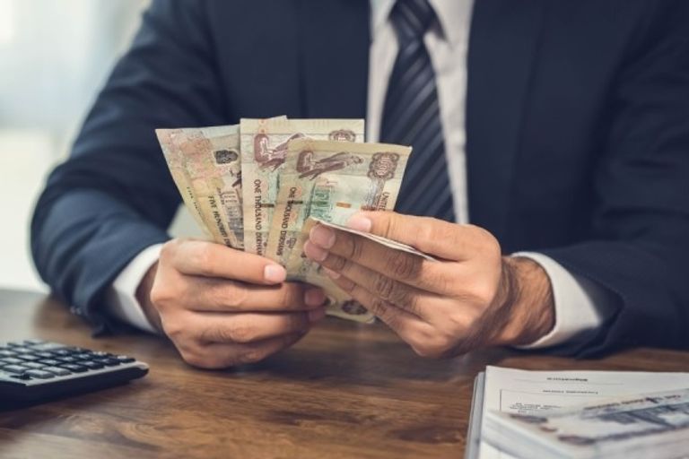 بعد ان انهى حياته بسبب 3.6 مليون جنيه.. تنازل &laquo;الدائنين&raquo; يشعل مواقع التواصل - صورة 2