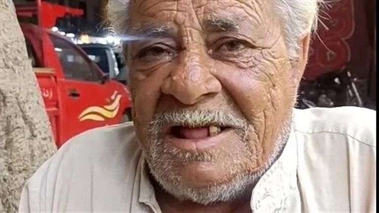 مصر.. السجن سنة مع الشغل لسارق «عم شعبان» بائع الجرائد - صورة 1