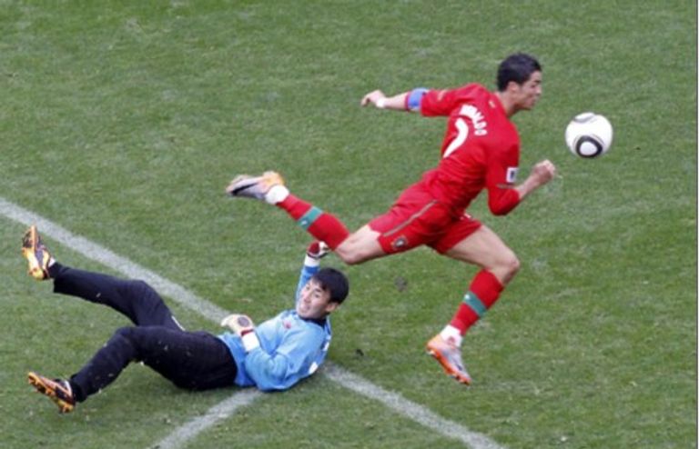 كيف جعل العلم «جابولاني» أشهر كرة في تاريخ كأس العالم؟ (خاص) - صورة 3