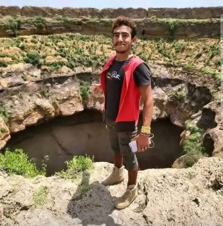 نهاية مأساوية لمغامر يمني في فوهة بركان دمت - صورة 1