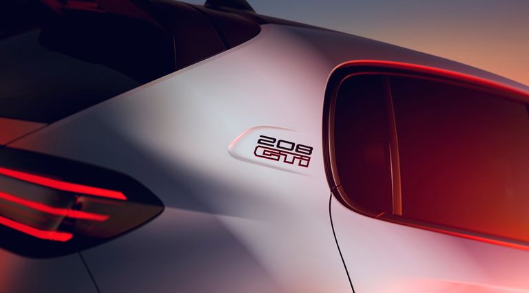 سيارة بيجو e-208 GTi الرياضية.. سعر ومواصفات «الوحش الجديد» (صور) - صورة 4