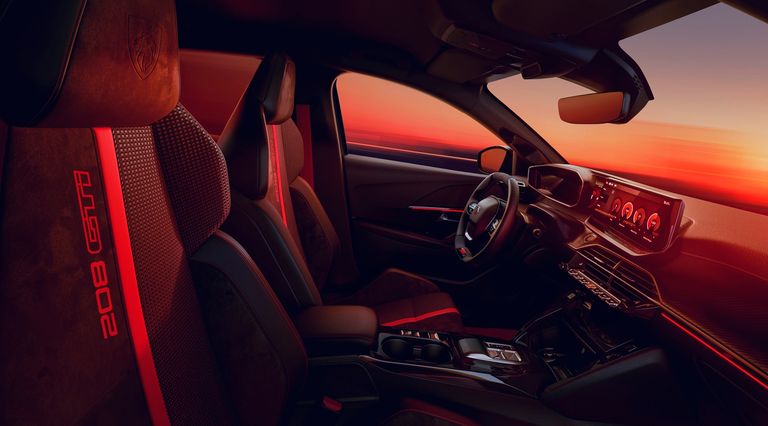 سيارة بيجو e-208 GTi الرياضية.. سعر ومواصفات «الوحش الجديد» (صور) - صورة 9